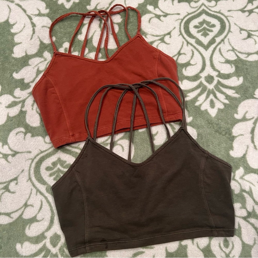 2 AE Crop tank tops size small rust orange & olive